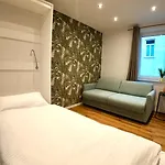 Unique Jungle Leaf * Ulm